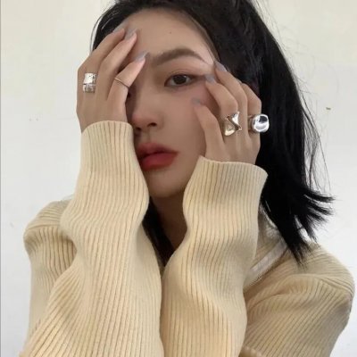 5个吓鬼的少年